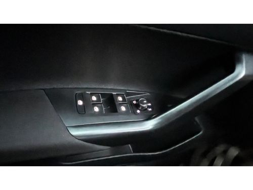Volkswagen Taigo TSI R-Line DSG7 Taigo AUTOMAAT 1.0 TSI OPF DSG R-Line NW STAAT